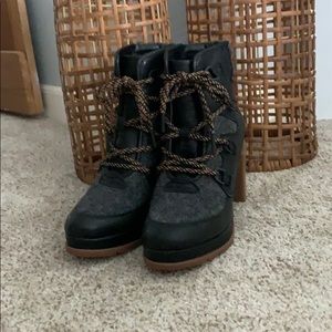 Sorel ankle boot